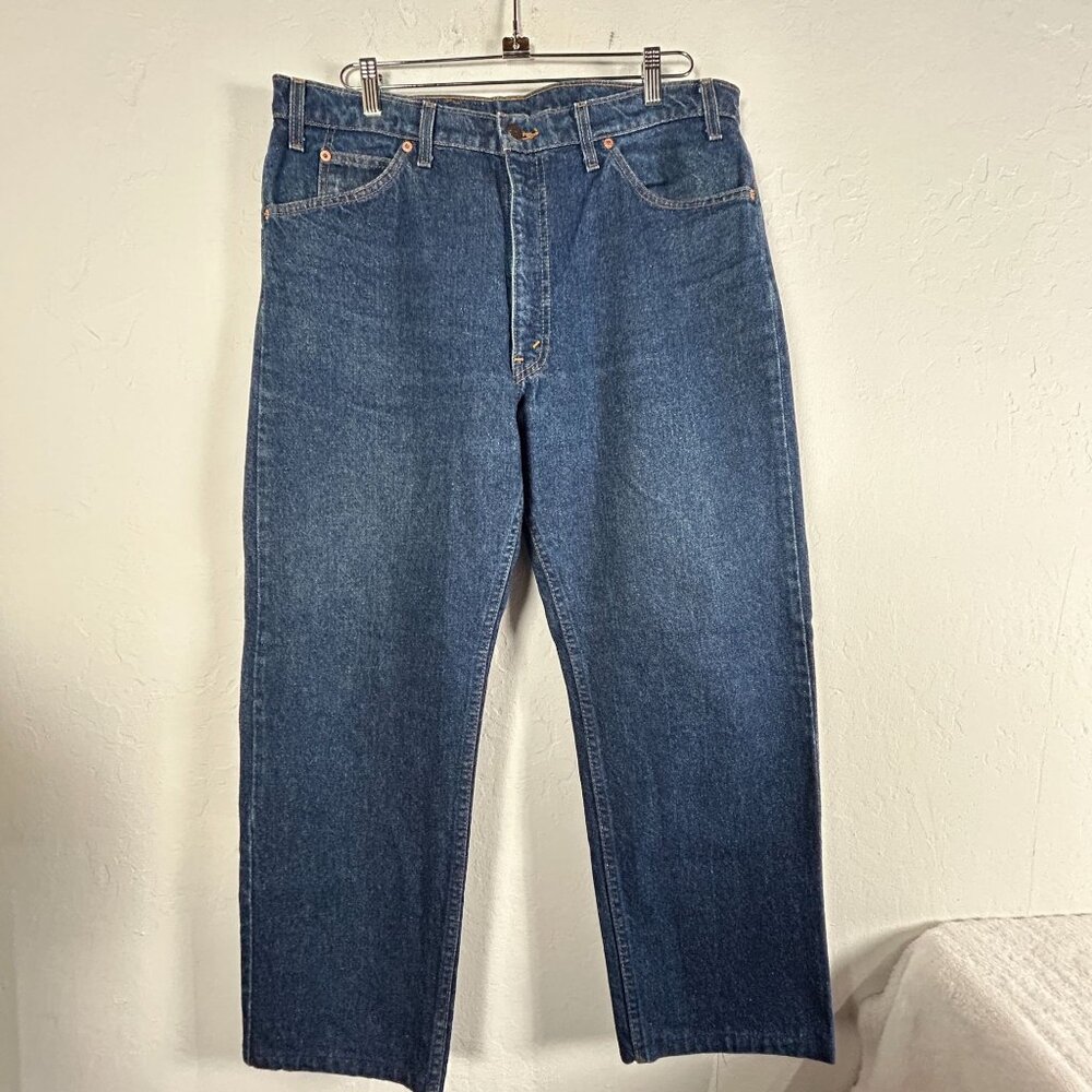 Vintage 90s Levi’s 505 Jeans Men’s 38x30 Straight Leg Medium Wash Blue USA Made